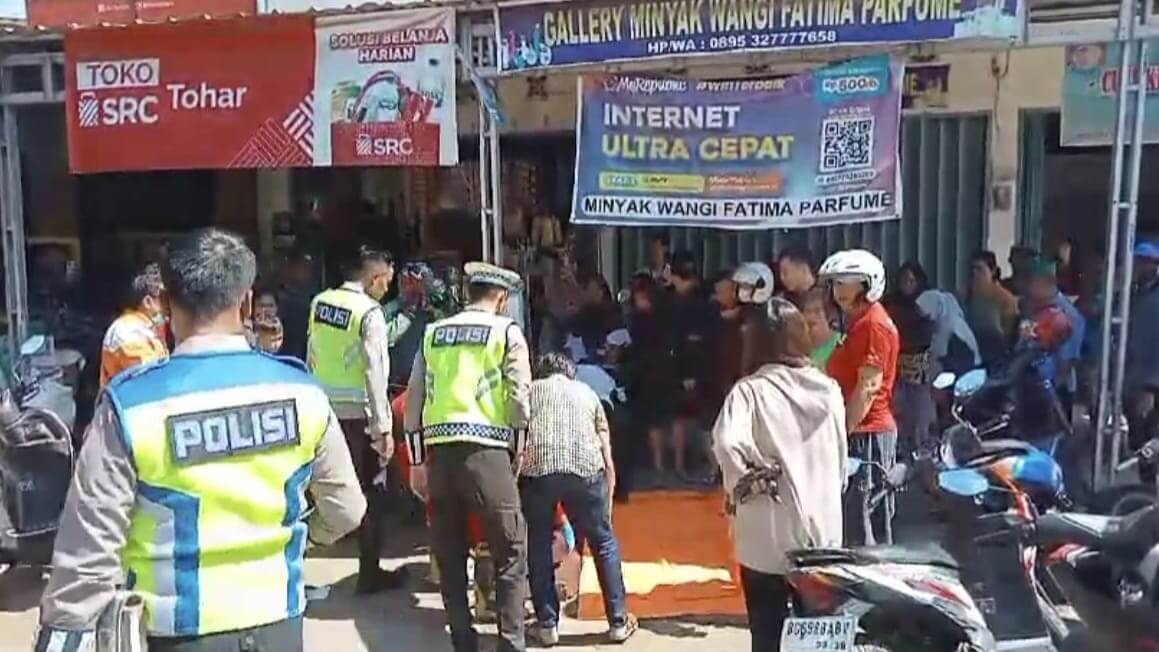 Saat Menyeberang Jalan, Seorang Warga Talang Keramat Banyuasin Jadi Korban Tabrak Lari