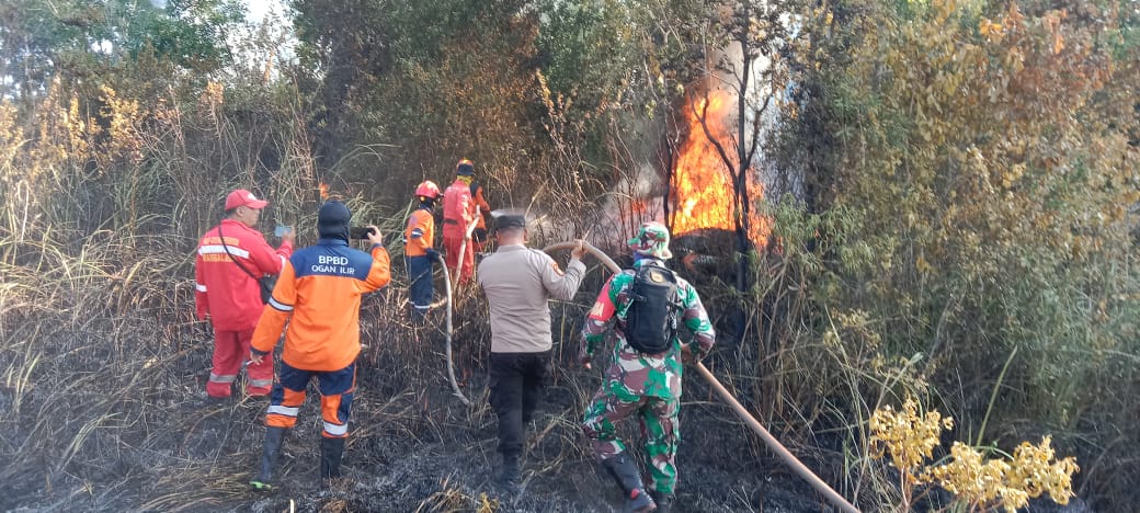 Dua Titik Karhutla Indralaya Berhasil Dipadamkan Tim Gabungan