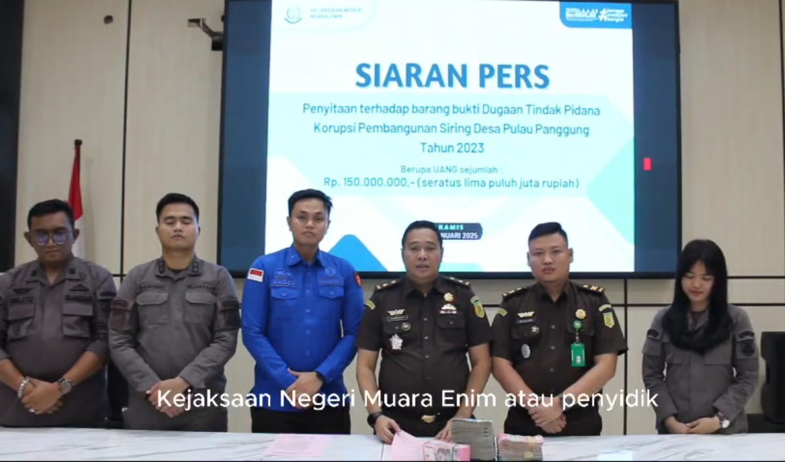 Diduga Korupsi Proyek Siring Jalan, Kejari Muara Enim Amankan Uang Rp150 Juta