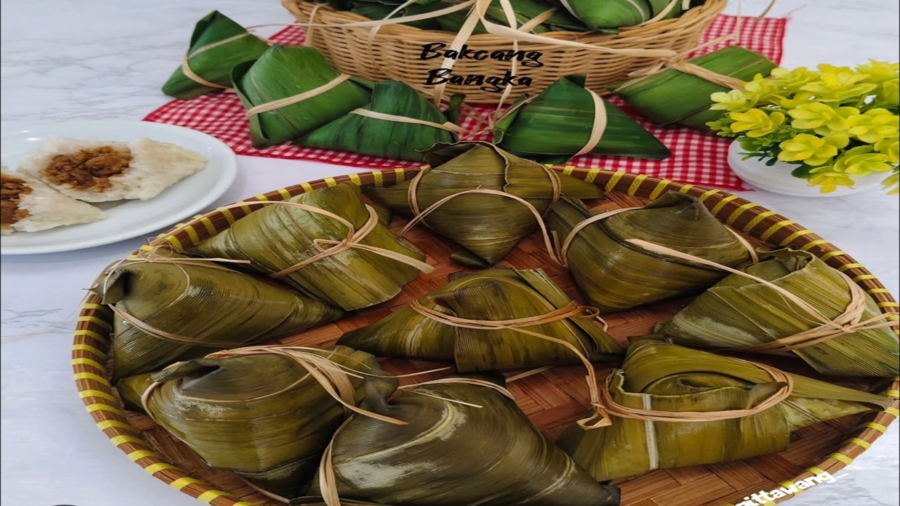 Kudapan Spesial di Hari Istimewa Bacang Ketan Isi Ayam dan Udang