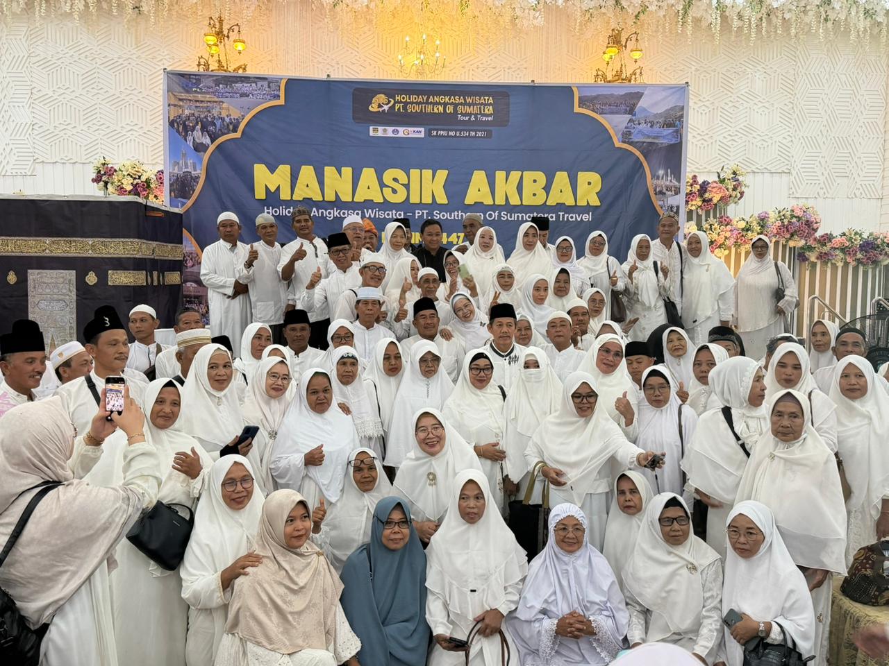 1000 Jemaah Hadiri Manasik Akbar Perdana Holiday Angkasa Wisata Tahun 2026