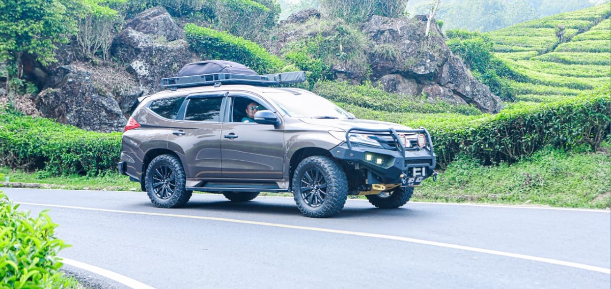 Mitsubishi Pajero Sport, SUV Tangguh yang Siap Menaklukkan Segala Medan!