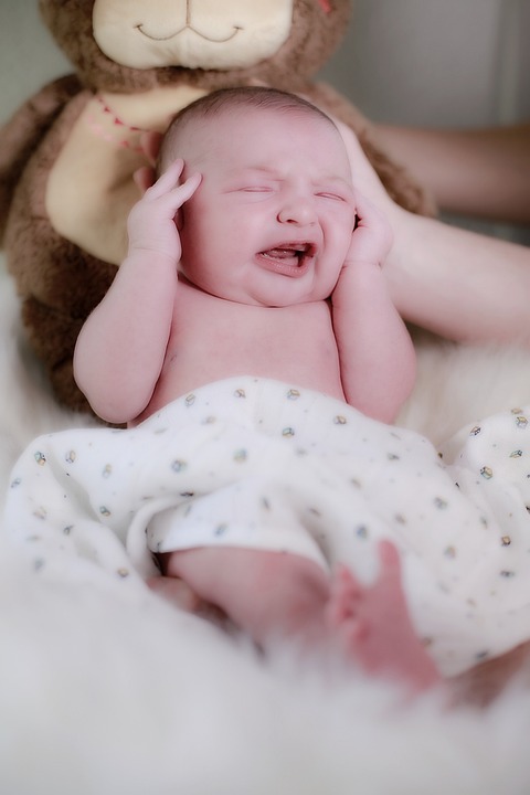 Fenomena Gebrak Bayi, Mitos dan Fakta di Baliknya?