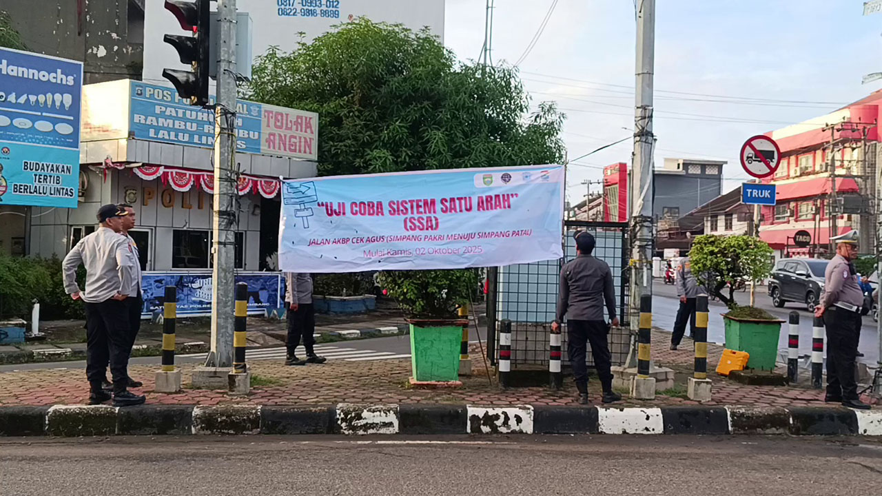 Uji Coba One Way di Jalan AKBP Cek Agus Sebabkan Kemacetan