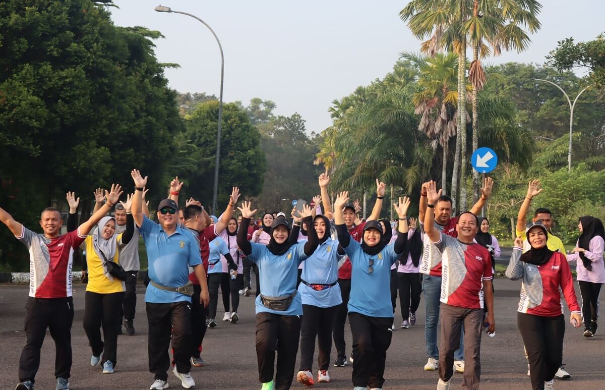 Ratusan Pegawai Kanwil Kemenkumham Sumsel Olahraga Bersama Jalan Santai di Jakabaring Sport City