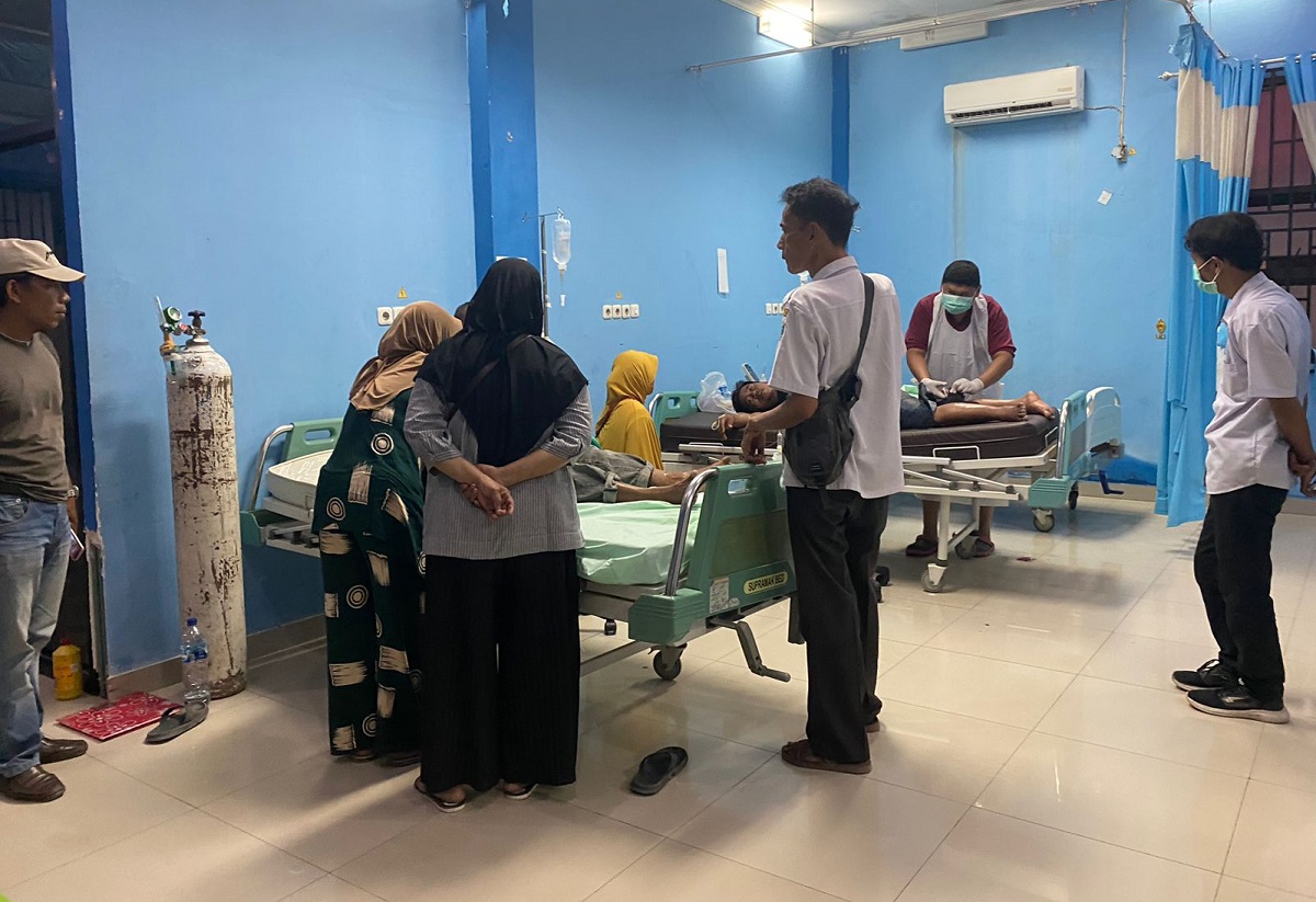 Diduga Terkena Ledakan Selongsong Amunisi Peluru, 4 Warga OKU Timur Dilarikan ke Rumah Sakit