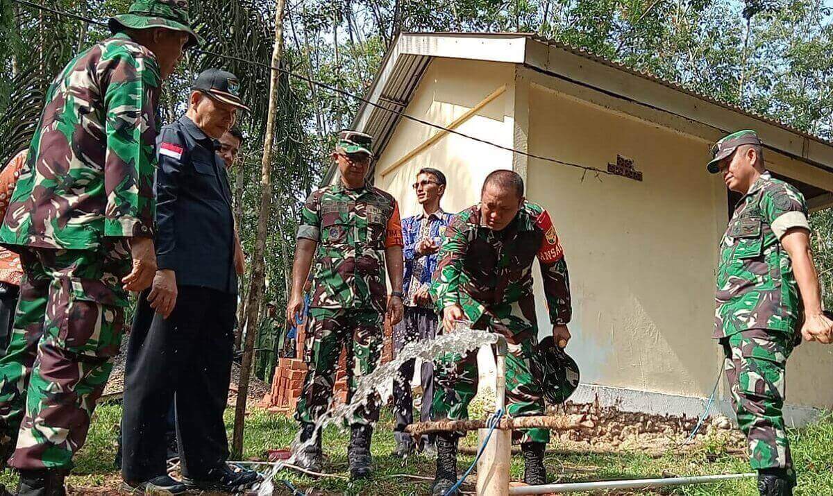 Pastikan TMMD di Desa Sidomulyo Sesuai Target, Aster Kasad Mayjen TNI Joko Hadi Susilo Tinjau Lokasi