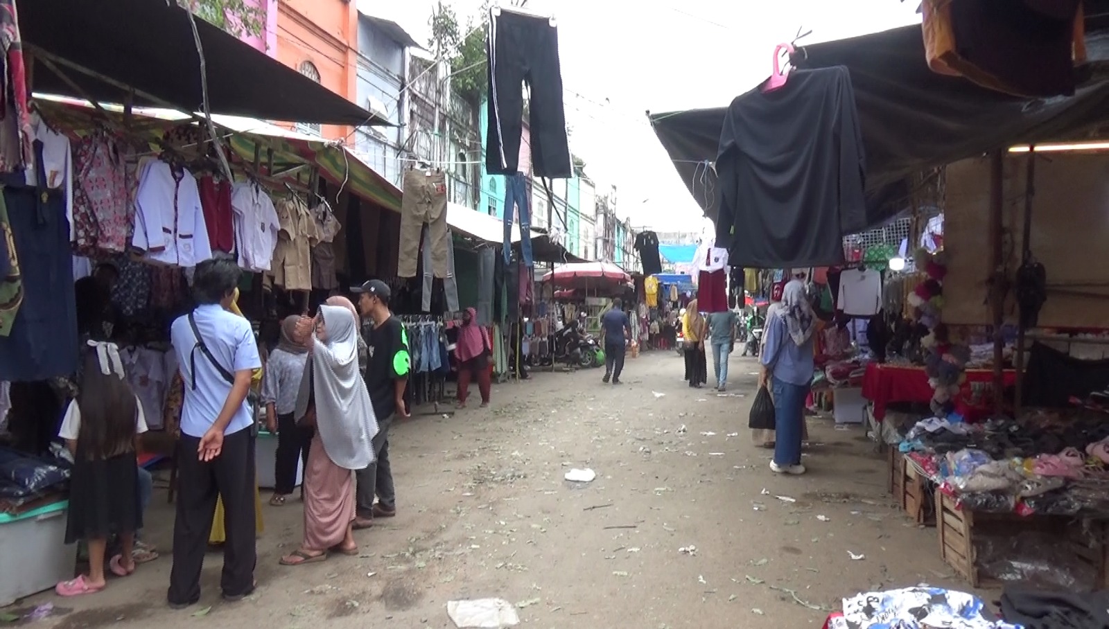 Walikota Palembang Tegaskan Tidak Ada Pungutan Bagi PKL Pasar 16