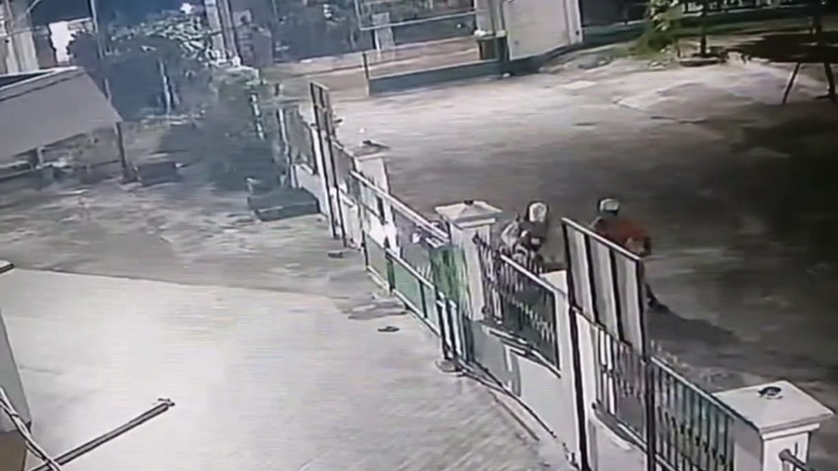 Marbot Masjid Al-Ikhlas Dibegal Saat Hendak Buka Pagar, Jari Kelingking Nyaris Putus!