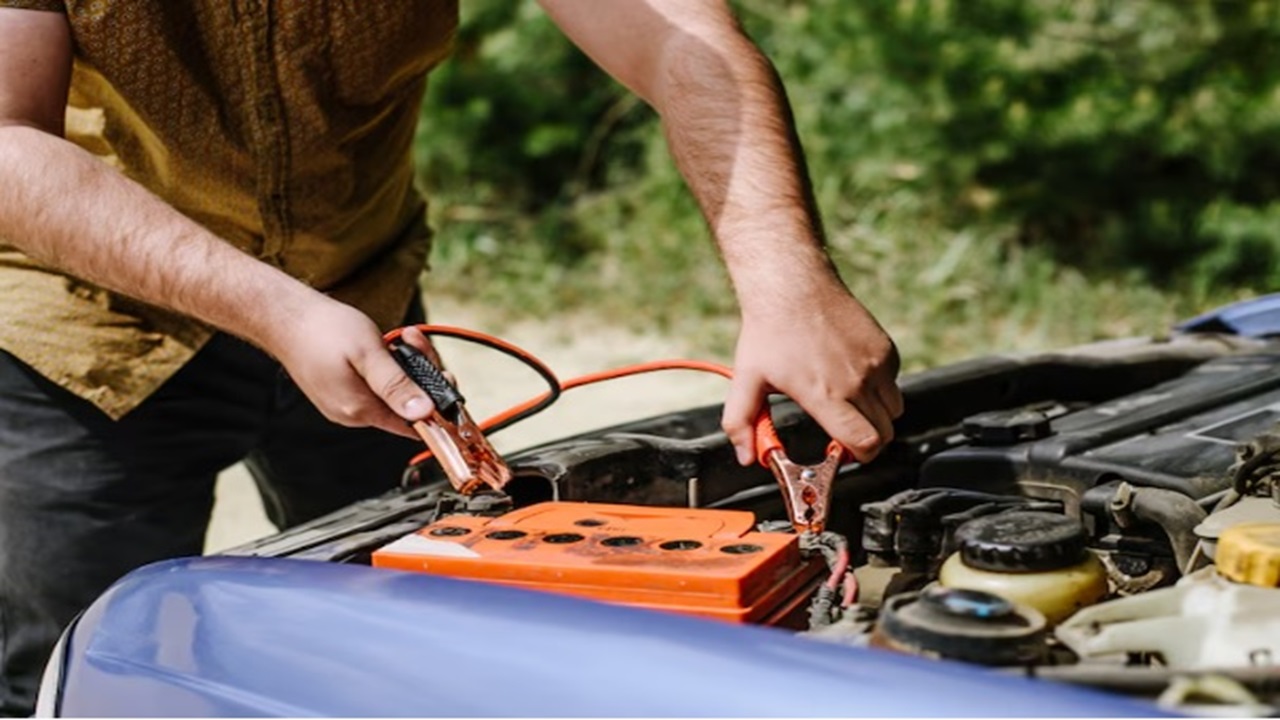 Panduan Jumpstart Aki Mobil dengan Aman Tanpa Menggunakan Kabel