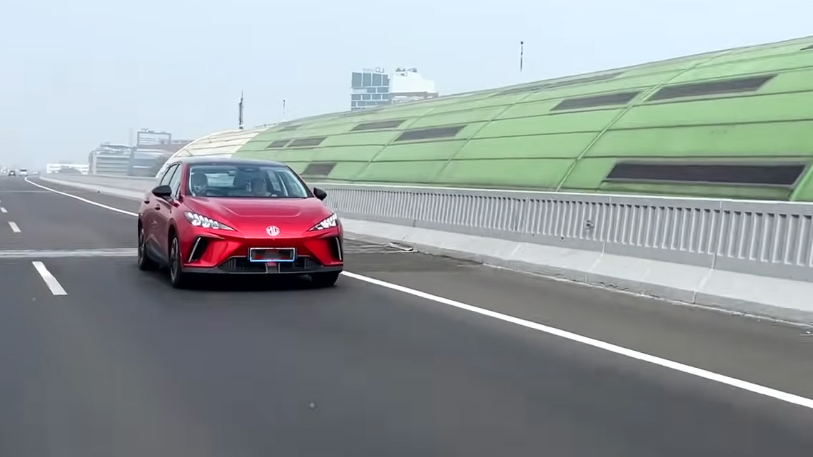 Mobil MG4?EV: Mobil Listrik Termurah di Kelasnya?