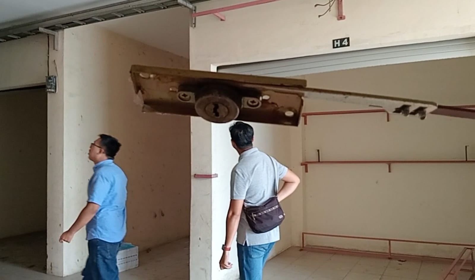 163 Rolling Door dan 24 Pintu WC Pasar Inpres Dicuri 