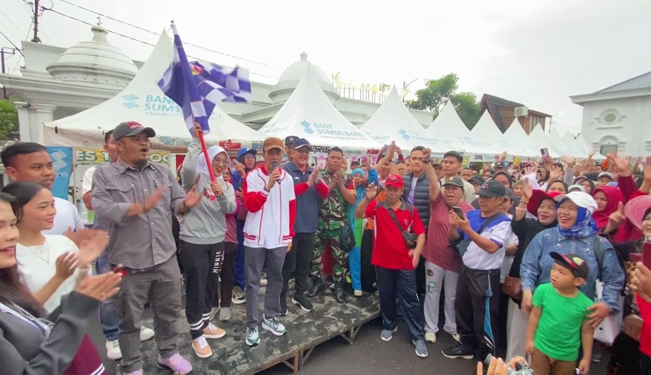 Wali kota Palembang Ratu Dewa Apresiasi Road Show Jalan Sehat PALTV