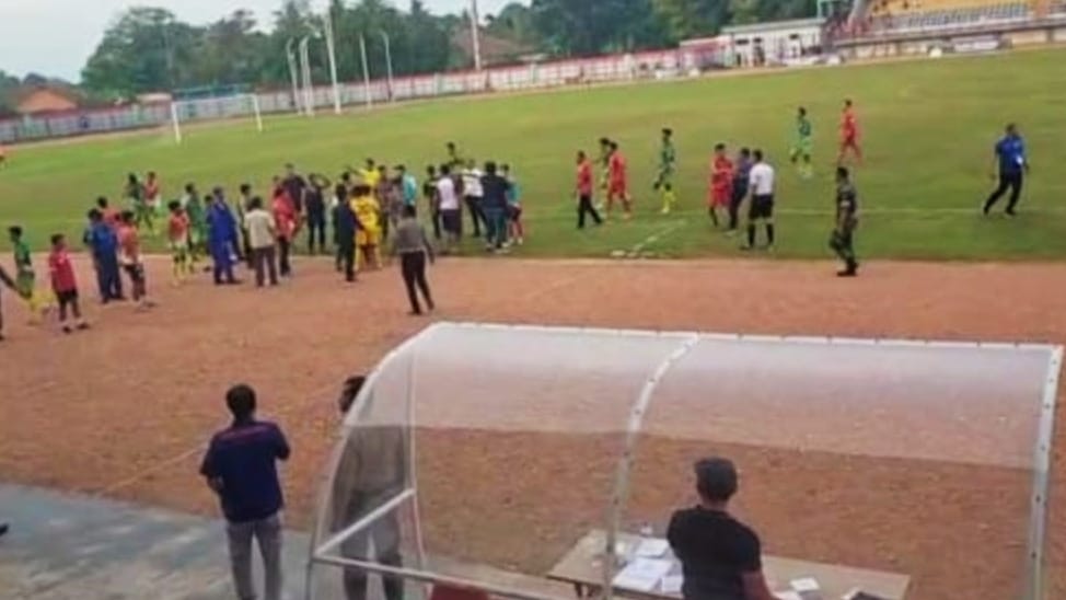 Liga 3 Zona Sumsel: Laga Bhayangkara Swj FC Vs Bumara FC Diwarnai Kericuhan