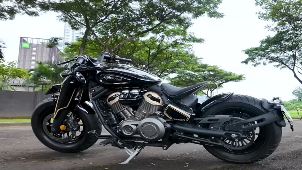 Tak Peduli Harga Tinggi: Ini Motor Klasik Keeway Benda Napoleon Bob 500