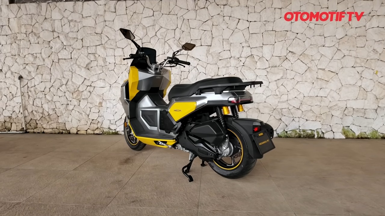 PCX, ADV, NMAX Bisa Kalah..!! WMoto LETBE MECHA 150 Hadir dengan Desain Gundam & Fitur Gokil