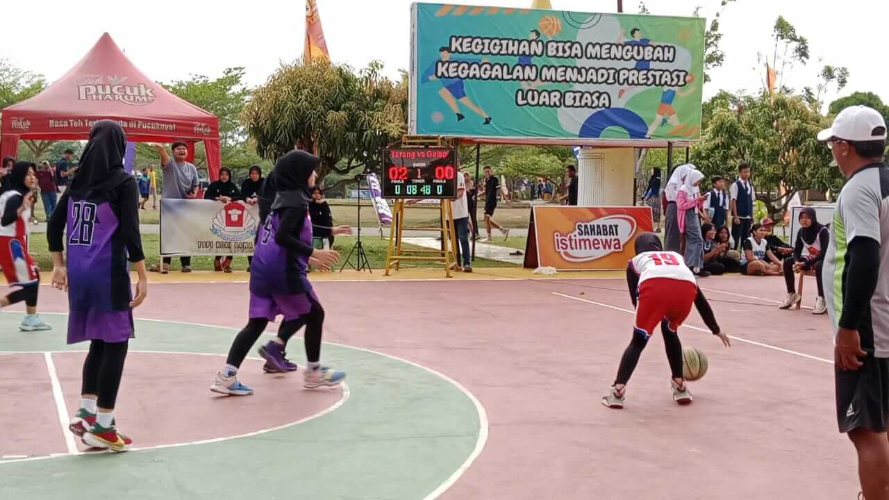 SMP Negeri 2 Banyuasin III B Tampil Perkasa dalam Laga Lanjutan 3x3 Basketball Piala Pangdam II Sriwijaya