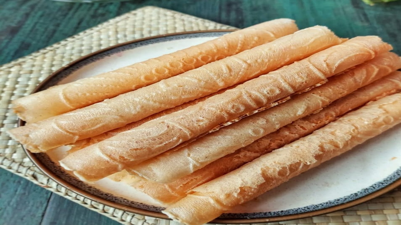 Kue Semprong Camilan Tradisional Palembang yang Manis, Renyah dan Garing