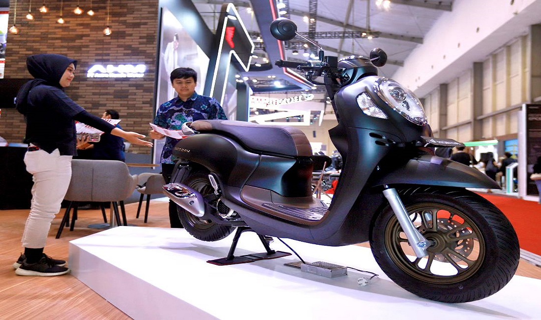 Honda Scoopy 2023: Memikat Hati Pengunjung Imos 2023 dengan  Banyak Kejutan