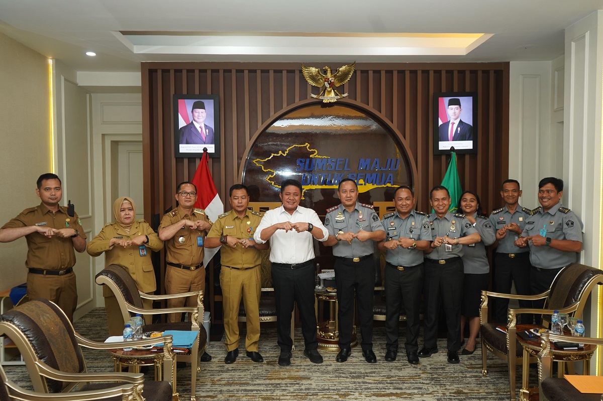 Percepat Pembentukan Posbankum dan Koperasi Merah Putih, Kakanwil Kemenkum Sumsel Audiensi dengan Gubernur