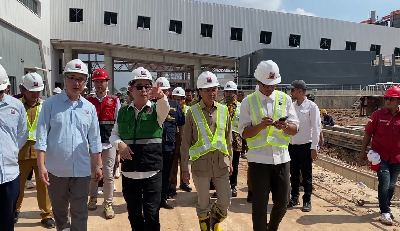 Wali kota Palembang bersama Danantara Tinjau Proyek PSEL Keramasan 
