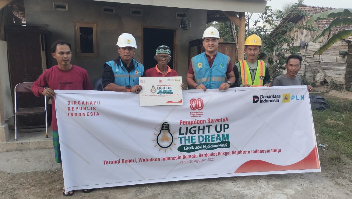 PLN UP3 Ogan Ilir Nyalakan Harapan, Hadirkan Terang di Hari Kemerdekaan