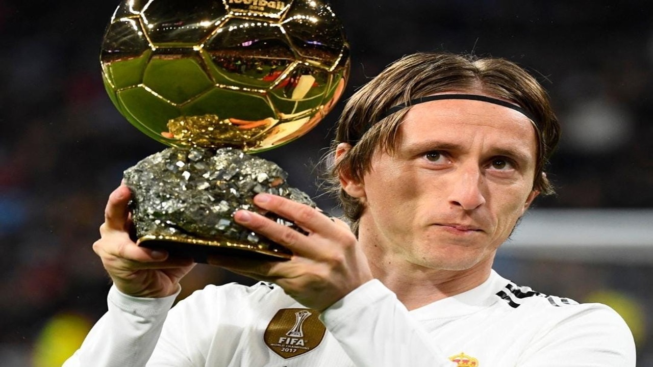AC Milan Tak Peduli Umur, Modric Datang dengan Segudang Pengalaman