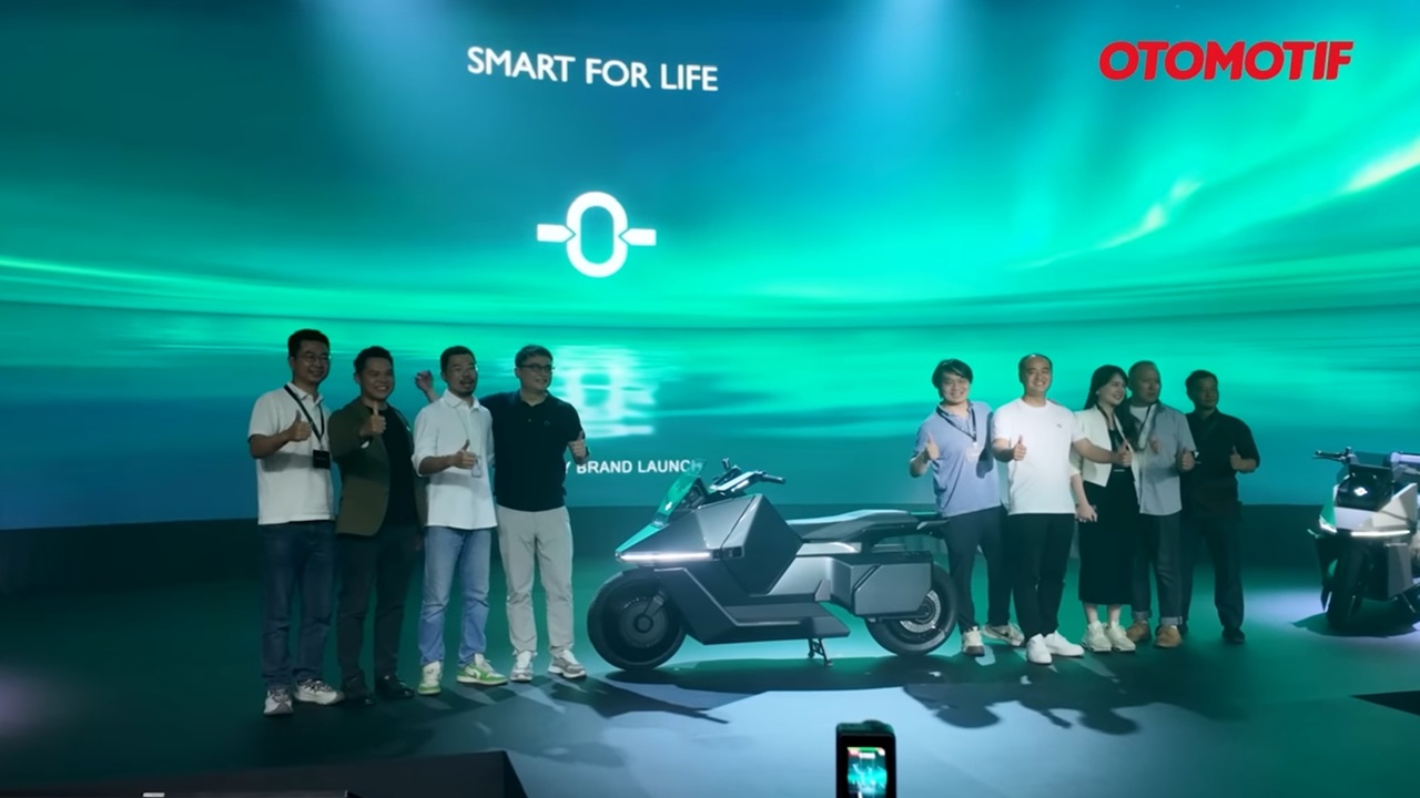 Omo X: Motor Listrik Futuristik yang Siap Meluncur di Indonesia, Bisa Jalan Sendiri !