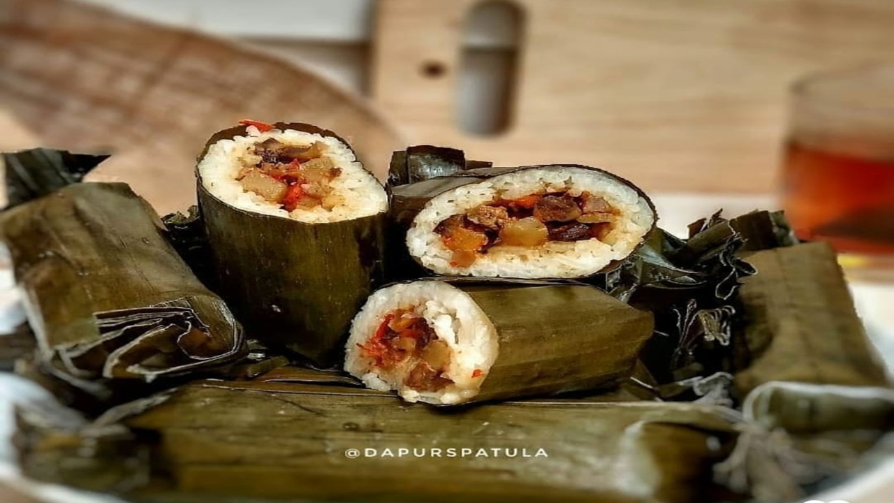 Lontong Isi Wong Palembang Hidangan Gurih Berkuah Santan Pedas dan Menggugah Selera