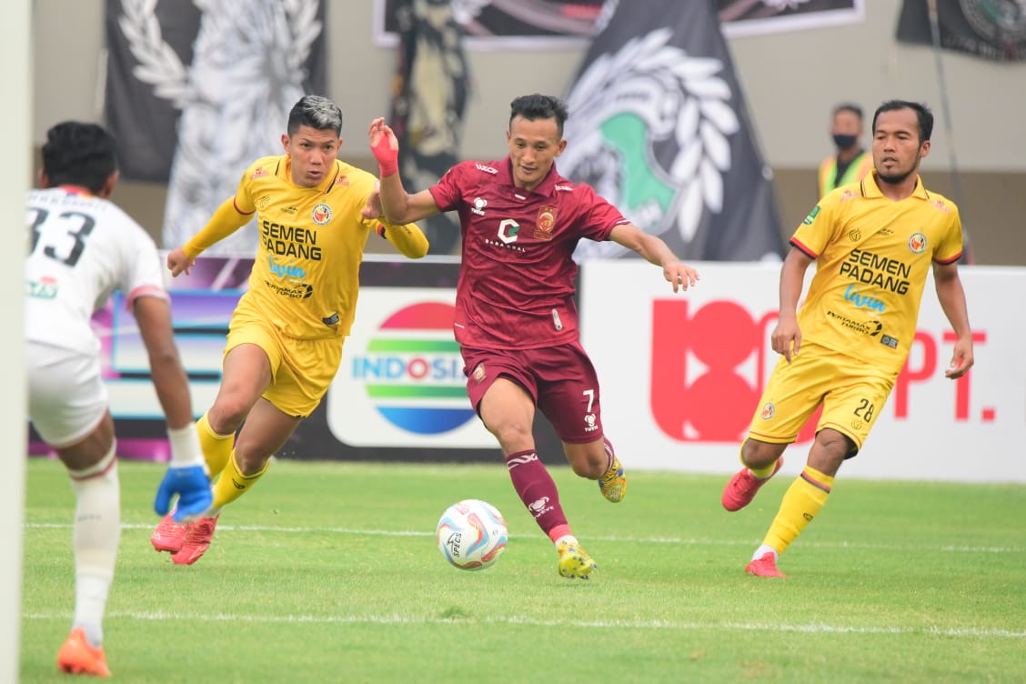 Gawat! Imbang Lawan Semen Padang FC, Sriwijaya FC Tercecer di Zona Play Off Degradasi