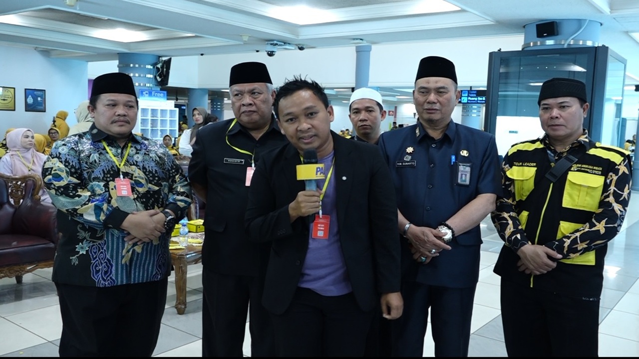 Holiday Angkasa Wisata Lepas 433 Jemaah Umroh Full Charter Langusung Palembang- Jeddah