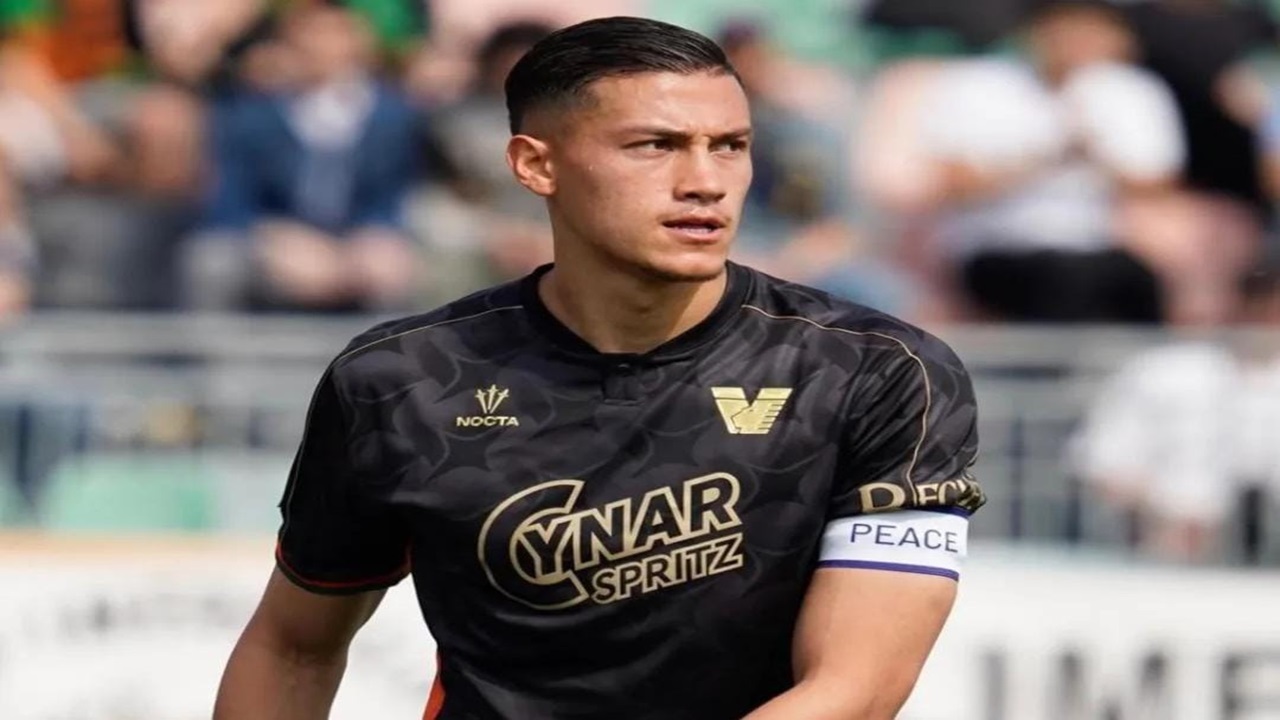 Jay Idzes Jadi Rebutan, Tapi Venezia Bandrol Harga Tinggi