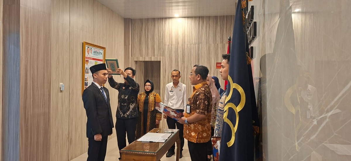 Kanwil Kemenkumham Sumsel Lantik Notaris Pengganti untuk Menjaga Kelancaran Layanan Kenotariatan