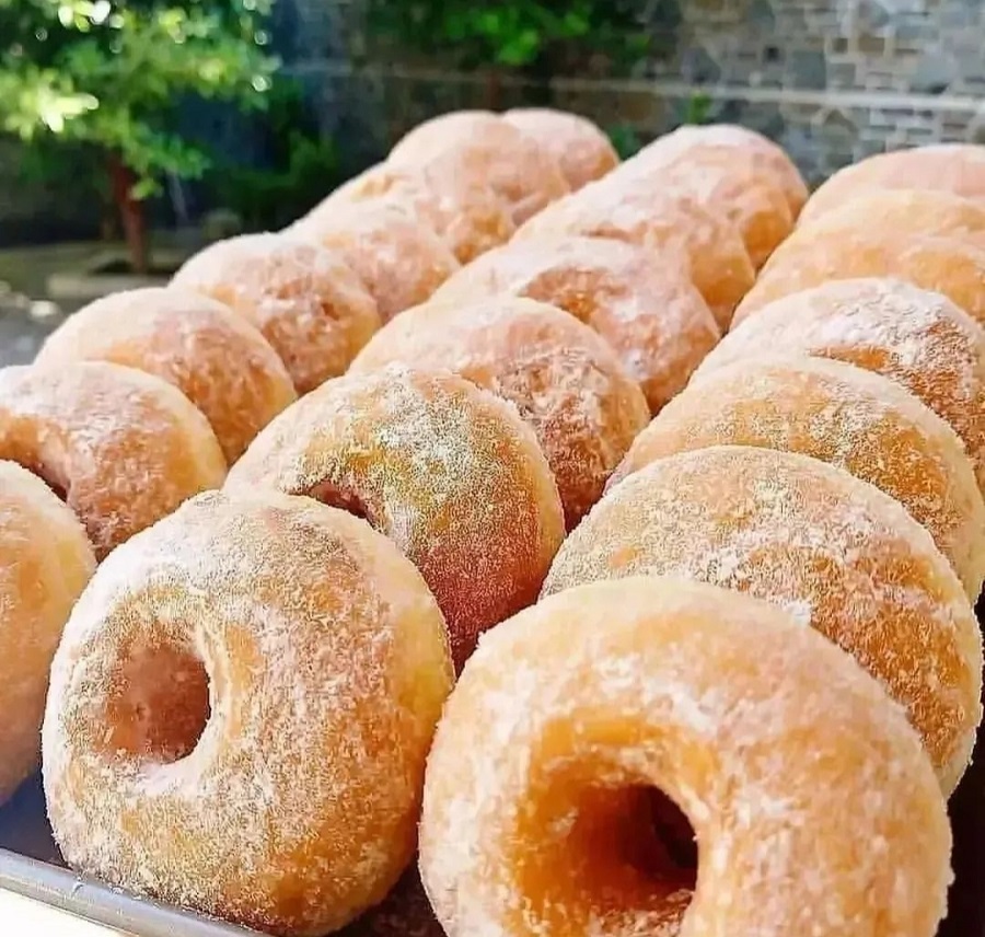 Yuk Belajar Bikin Camilan Donat! Makanan  Sejuta Umat Yang Disukai Segala Umur.