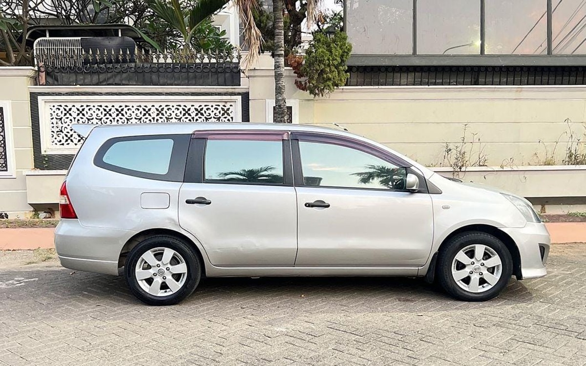 7 Faktor Penyebab Nissan Grand Livina Sulit Bersaing  di Indonesia?