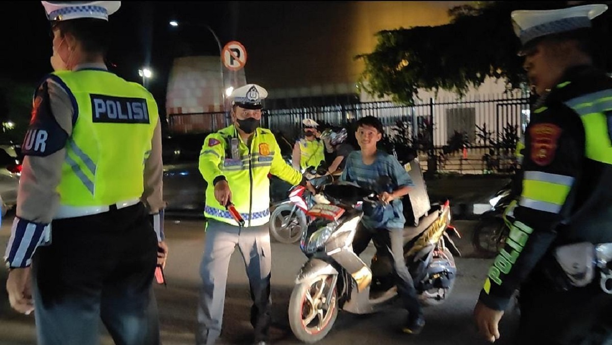 Puluhan Kendaraan Terjaring Razia Tim Gabungan Sat Lantas Polrestabes Palembang di Awal Ramadan