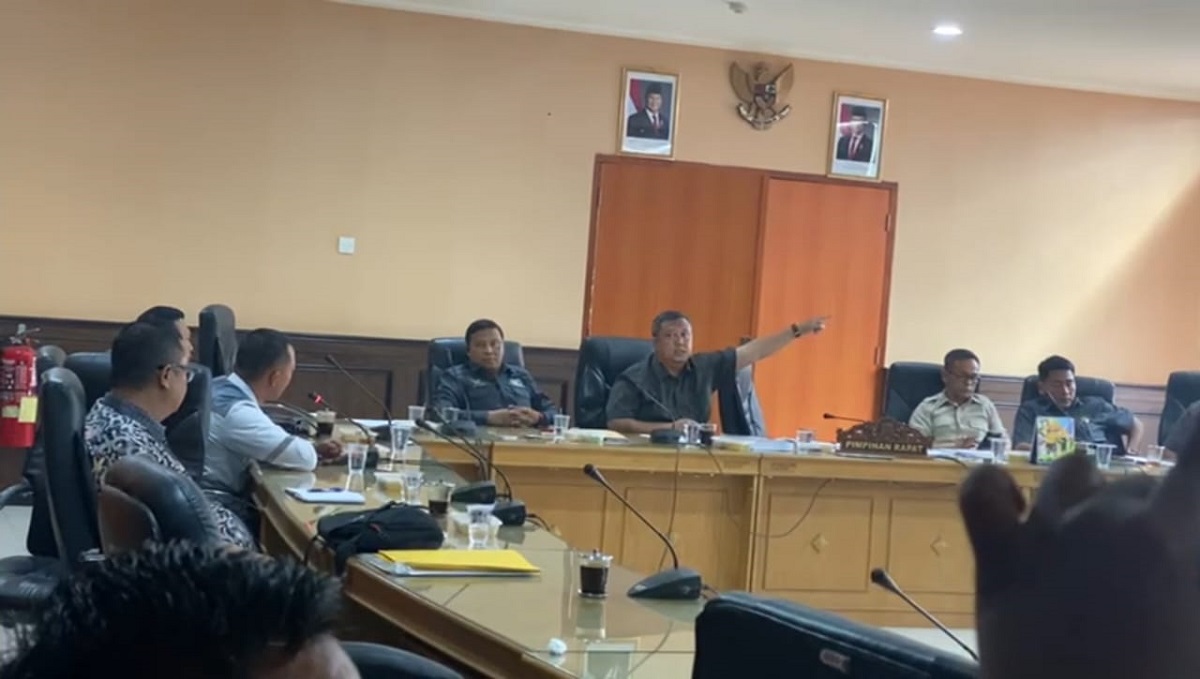 Diduga Tidak Kantongi Izin Amdal Jalan, Dewan Minta PT RMK Ditutup