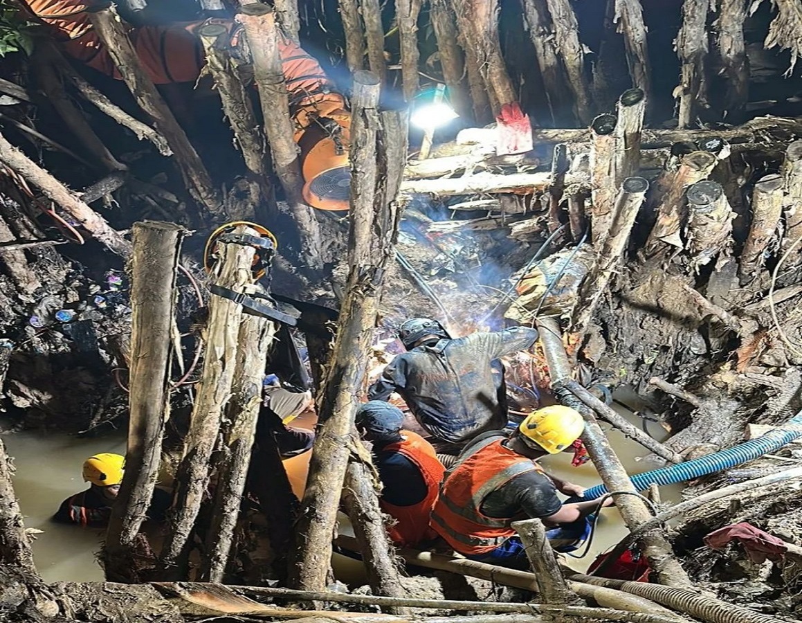 Galian Di Dekat Anak Sungai, Perbaikan Pipa Meleset 8 Jam dari Perkiraan