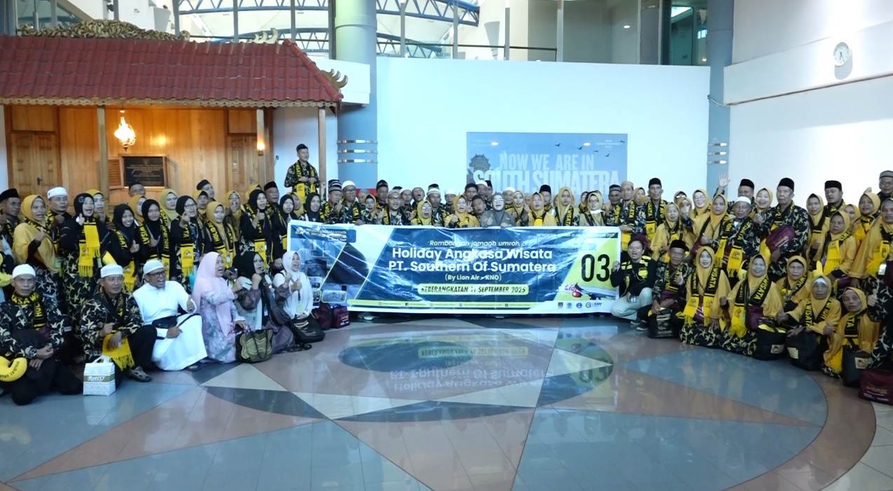Holiday Angkasa Wisata Berangkatkan 149 Jemaah Umroh Paket 13 Hari by Lion Air