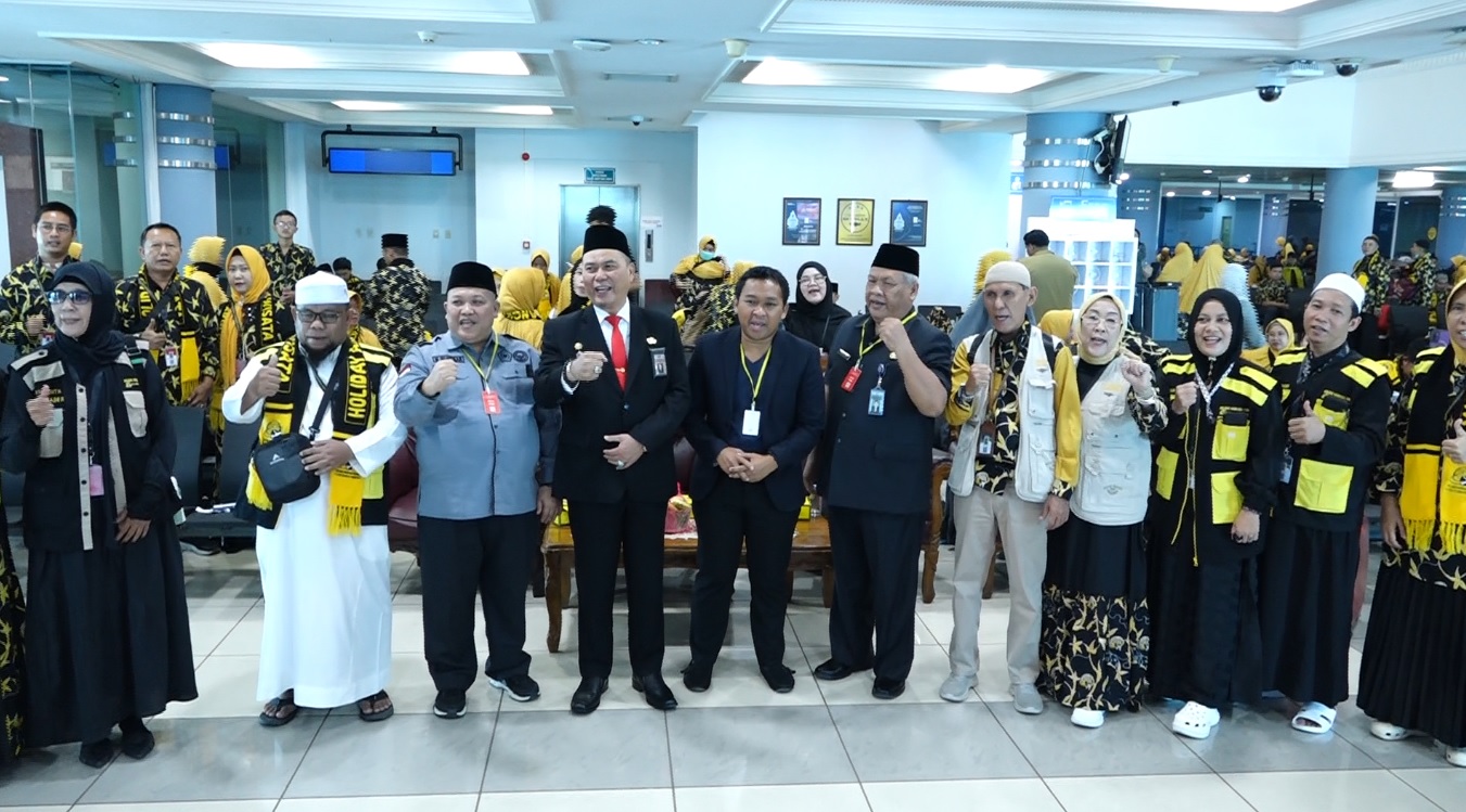 Holiday Angkasa Wisata Lepas 433 Jemaah Umroh Langsung Palembang–Jeddah