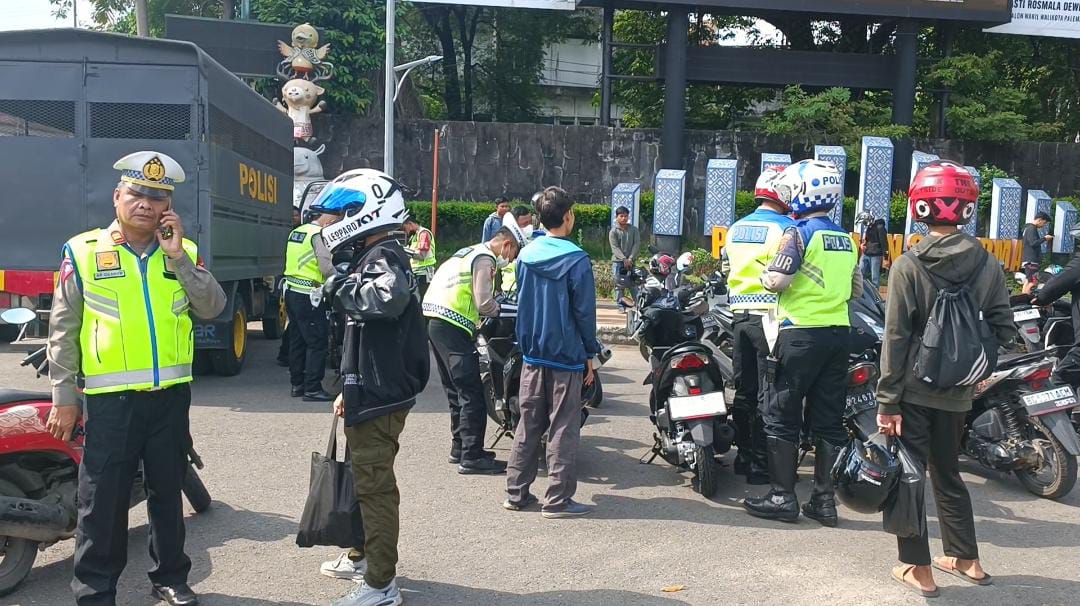 13 Unit Kendaraan Roda Dua Terjaring Razia Satlantas Polrestabes Palembang