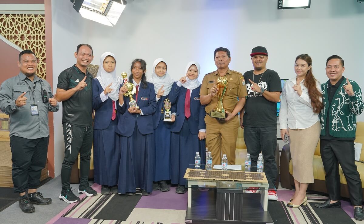 Rahasia Juara Tim Basket 3x3 Putri SMP Negeri 1 Palembang dan Boyong Piala Bergilir Walikota Palembang 2024