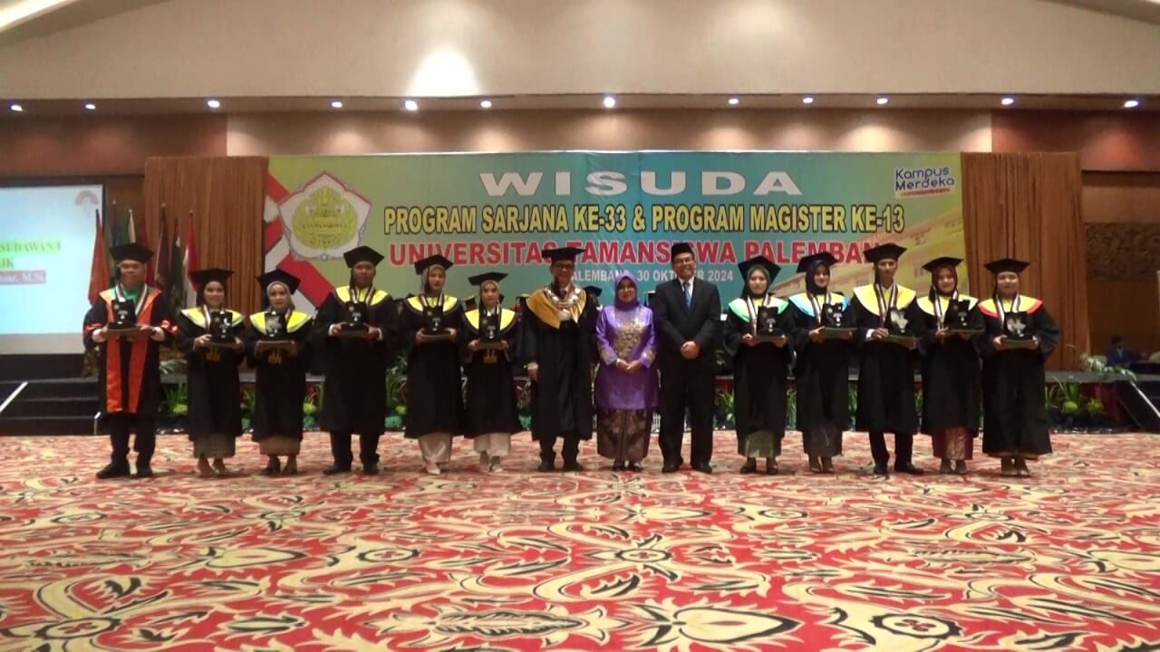 256 Sarjana dan Magister Universitas Taman Siswa Palembang Optimis Mampu Bersaing di Dunia Kerja