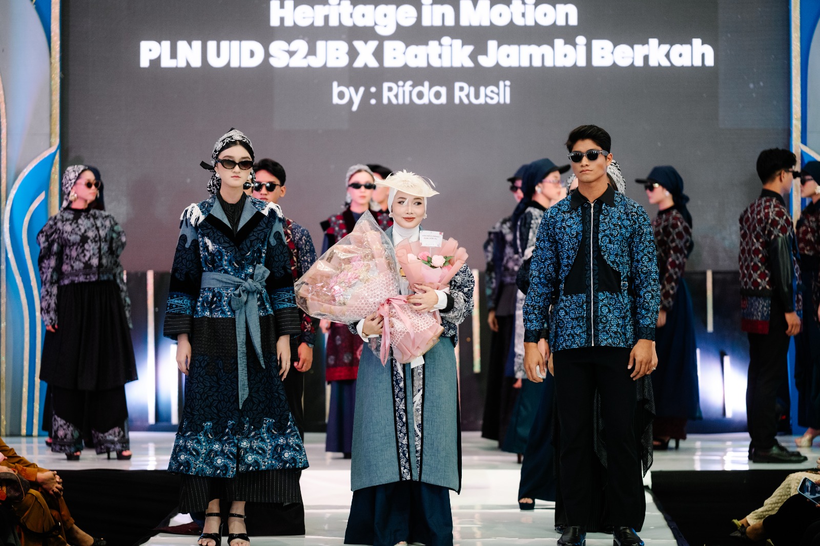 PLN UID S2JB Hadirkan Heritage in Motion di Fashion Dignity 2025, Angkat Warisan Budaya Jambi 