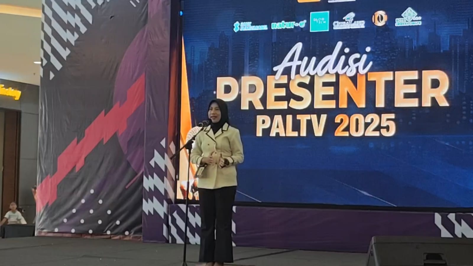 Peserta Audisi Presenter PALTV Ikut Kedua Kalinya, Didampingi Orang Tua dari Banyuasin
