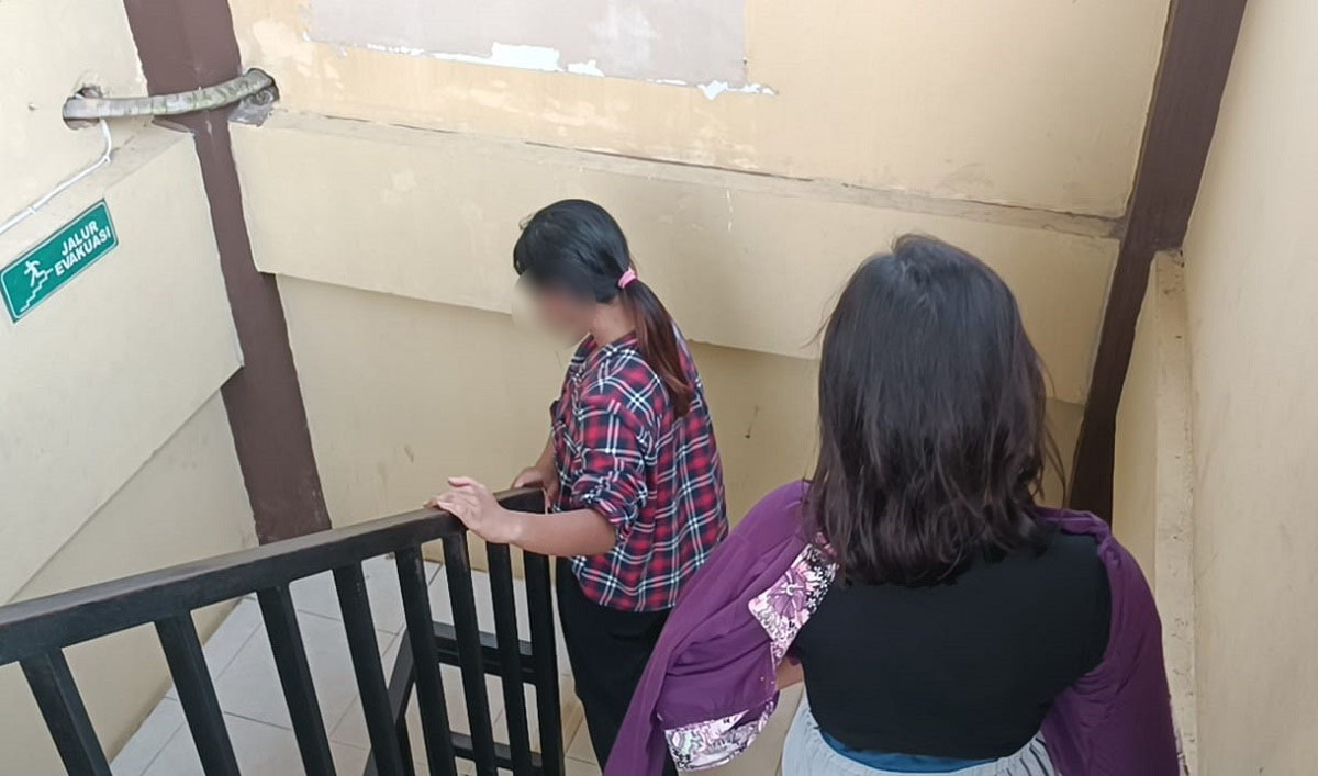Hendak Pergi ke Warung, Seorang Gadis Remaja Usia 14 Tahun Dipaksa Ikut 2 Pria dan Dicabuli