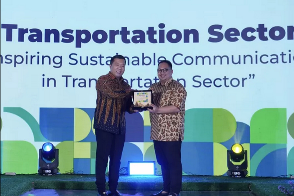 Wuling Raih Penghargaan sebagai Perusahaan Komunikasi Berkelanjutan Terinspiratif di Sektor Transportasi
