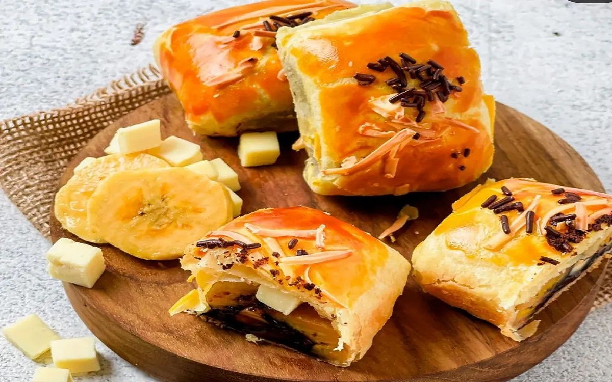 Bolen Pisang Keju Cokelat Menggunakan Puff Pastry, Sederhana dan Berlapis