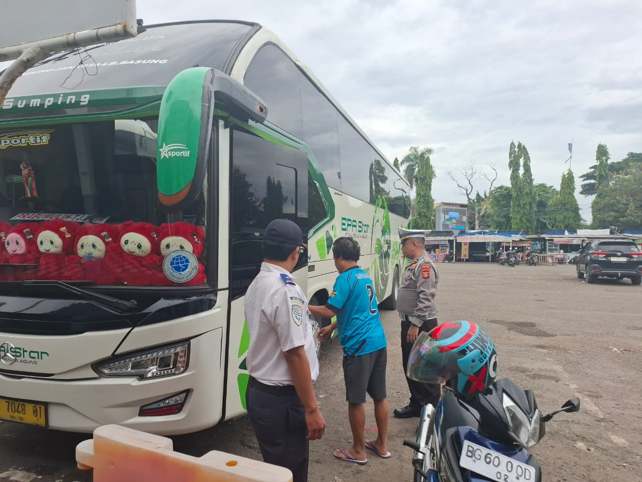  Jelang Nataru, Satlantas Bersama Dishub Cek Kesiapan Armada Bus