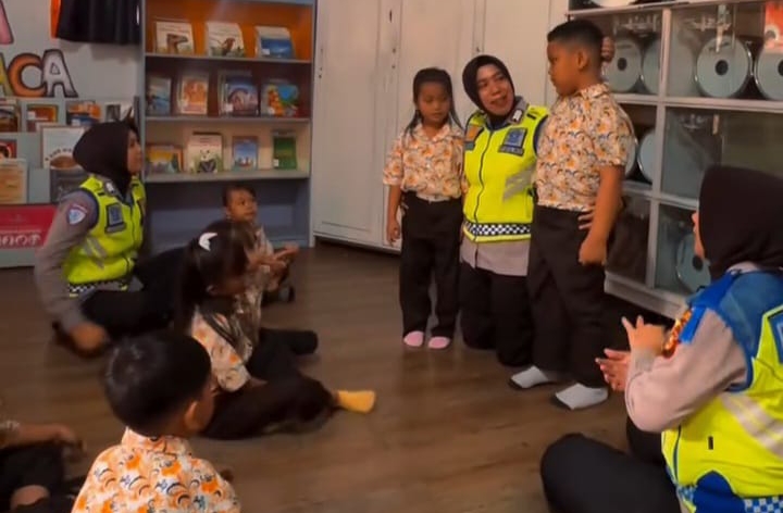 Polisi Sahabat Anak Edukasi Kamselticarlantas